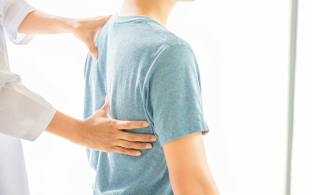ไคโรแพรคติก (chiropractic) คืออะไร? ปลอดภัยไหม? คลายทุกข้อสงสัยเกี่ยวกับการจัดกระดูก
